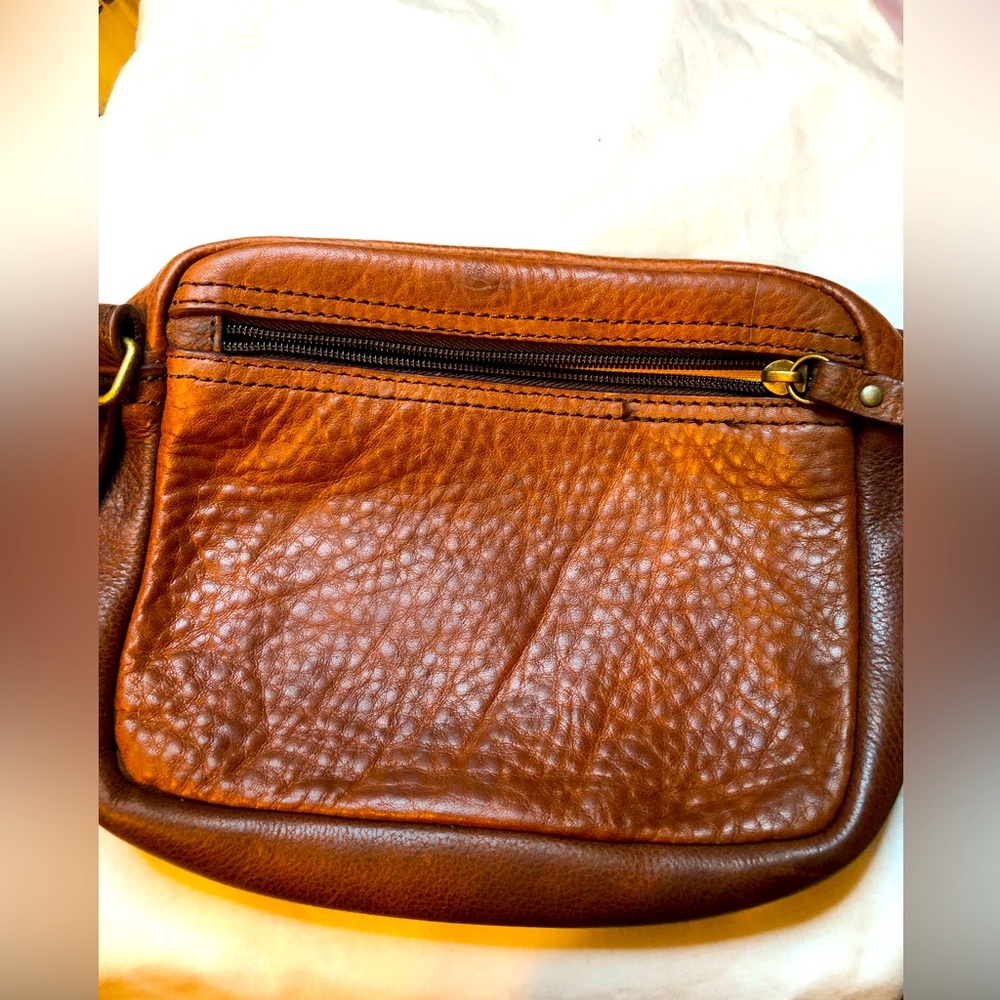 Duluth Trading Co. Brown Leather Crossbody Bag - Picture 9 of 15